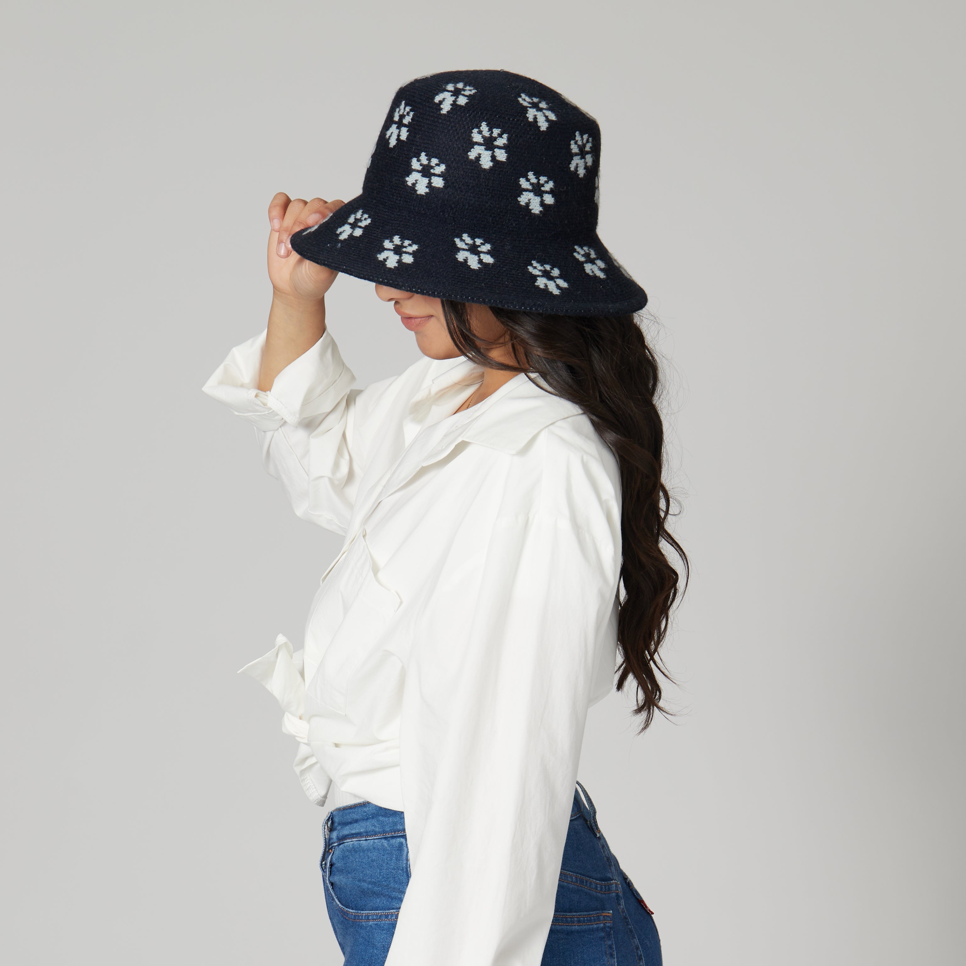 Paw-printed wide-brim hat