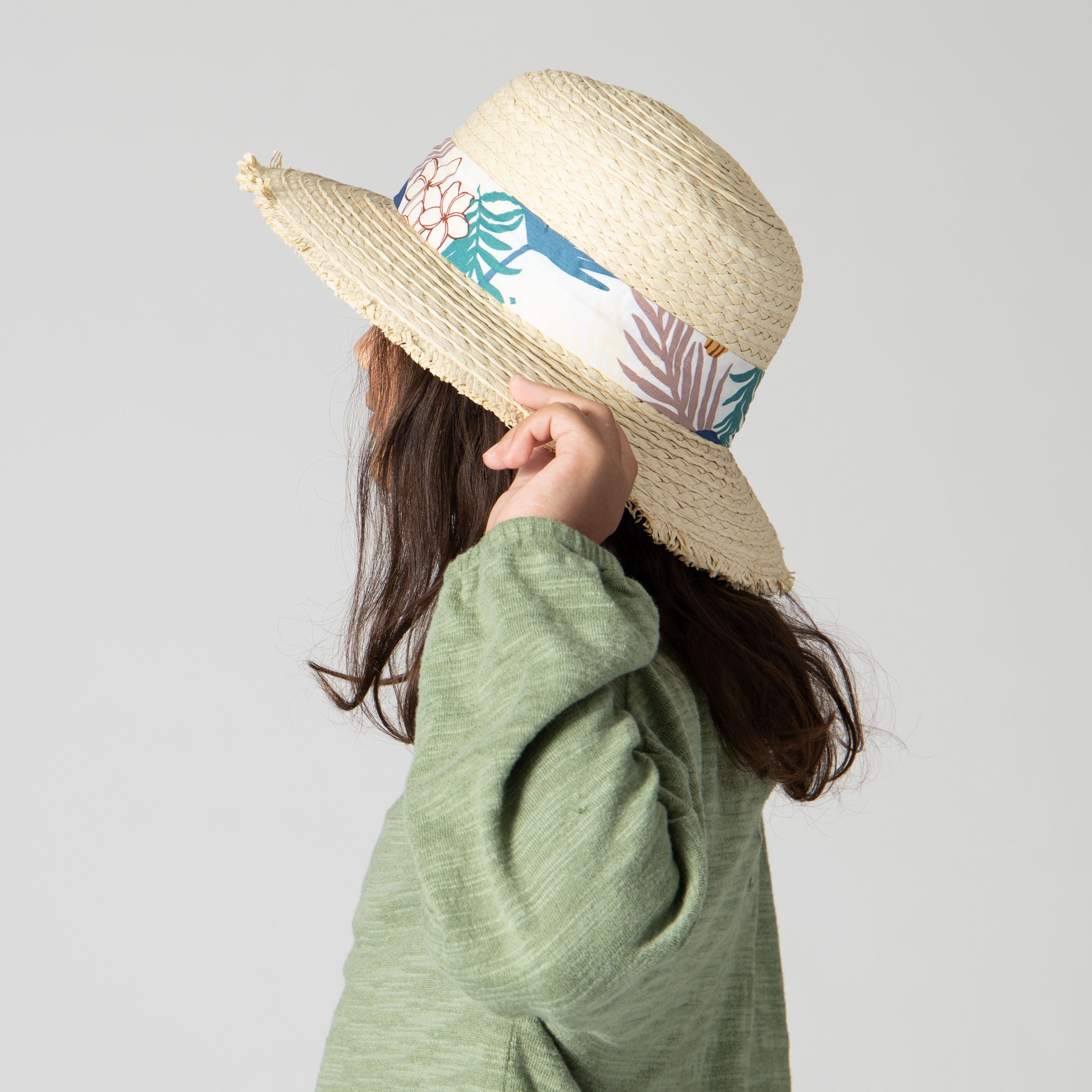 Children's wide-frayed sun hat