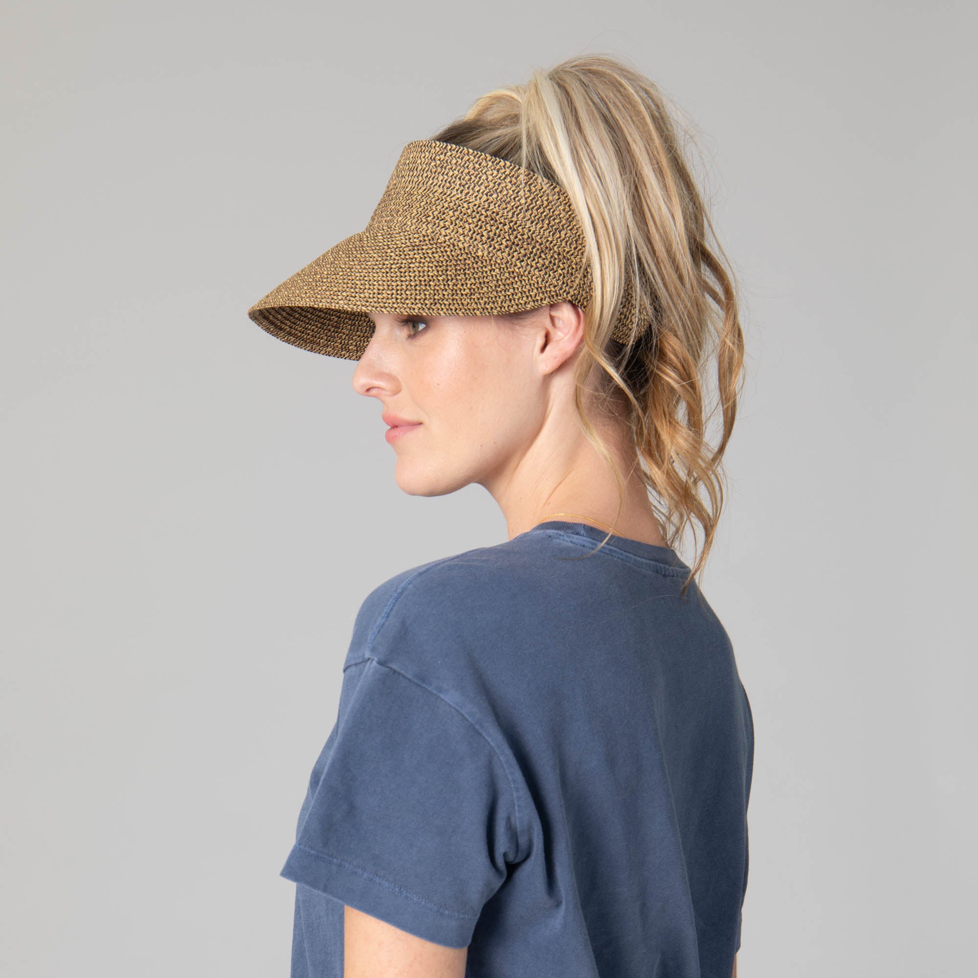 UBV062OSXBK-womens-visor-side-2000x2000-1.jpg